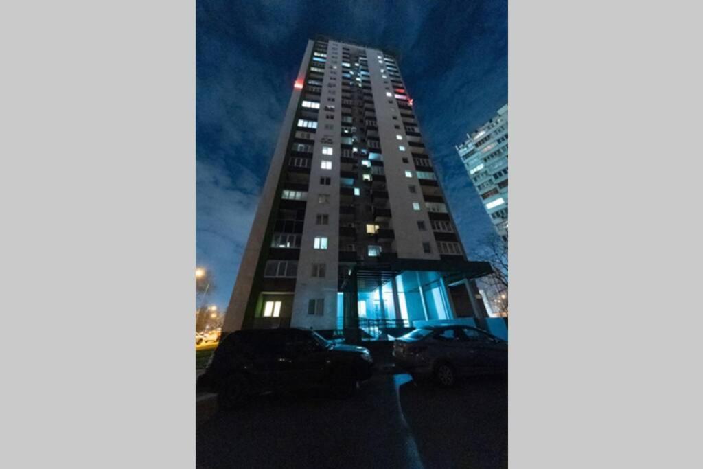 Чудесная 2 Комнатная Квартира Люкс Уровня Теремки Kiev Esterno foto